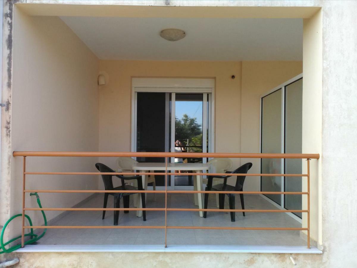Chora Nestor I One Bedroom Apartment Exterior photo